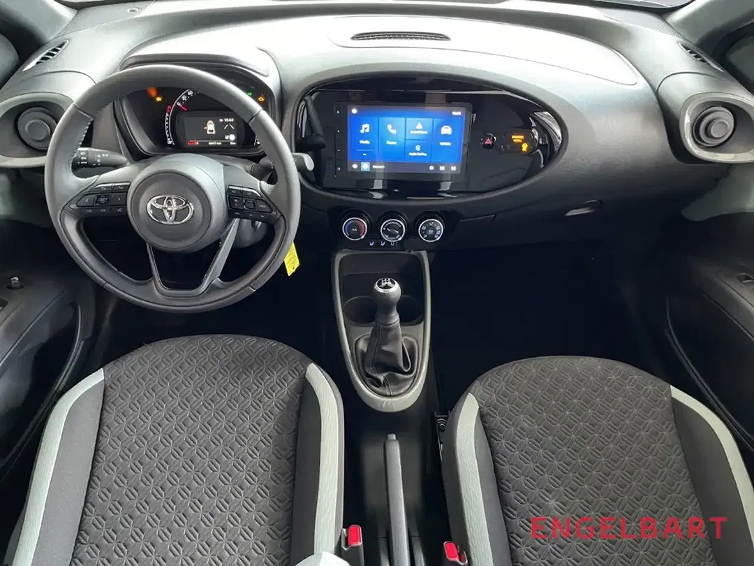 Toyota Aygo X - Thumbnail 9