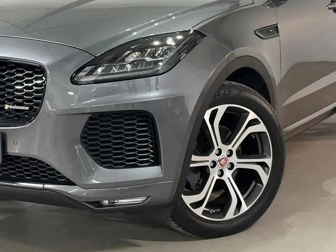 Jaguar E-Pace - Thumbnail 15