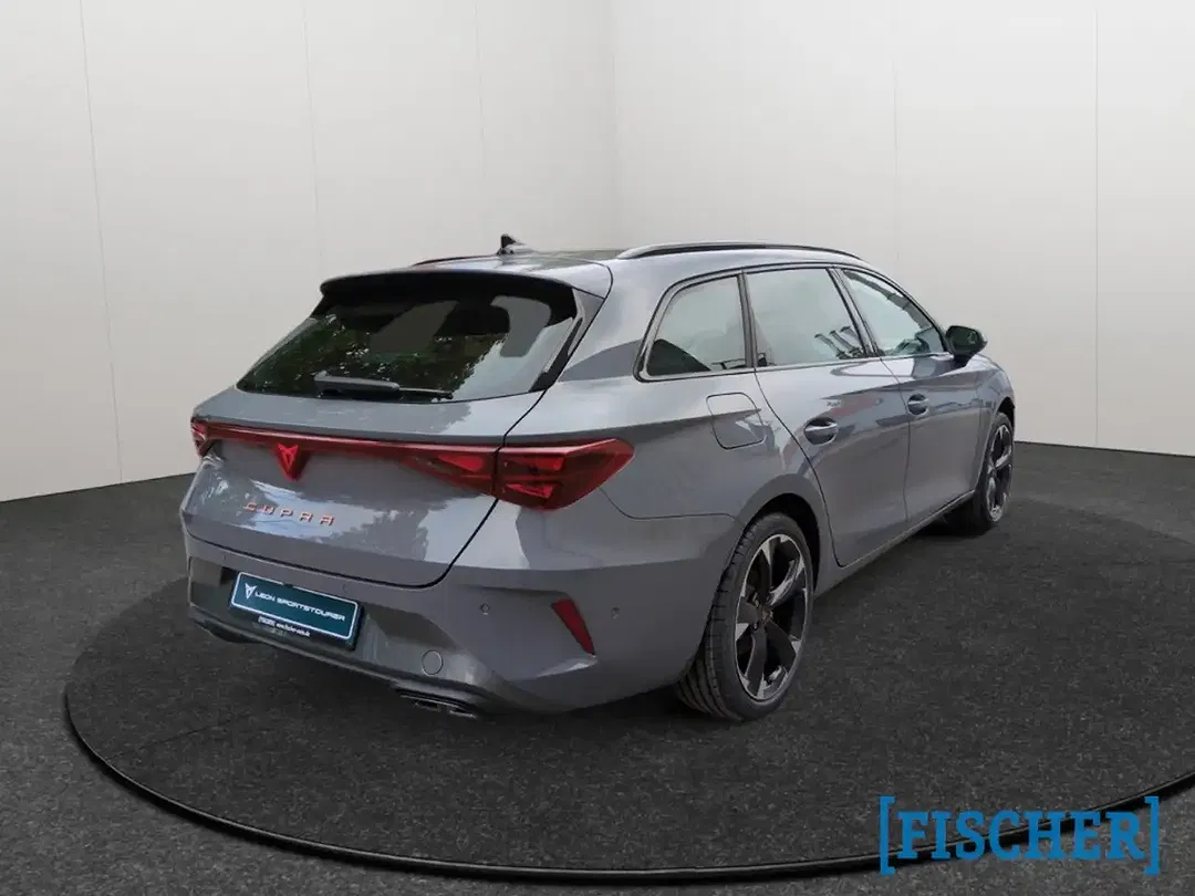 CUPRA Leon - Thumbnail 4