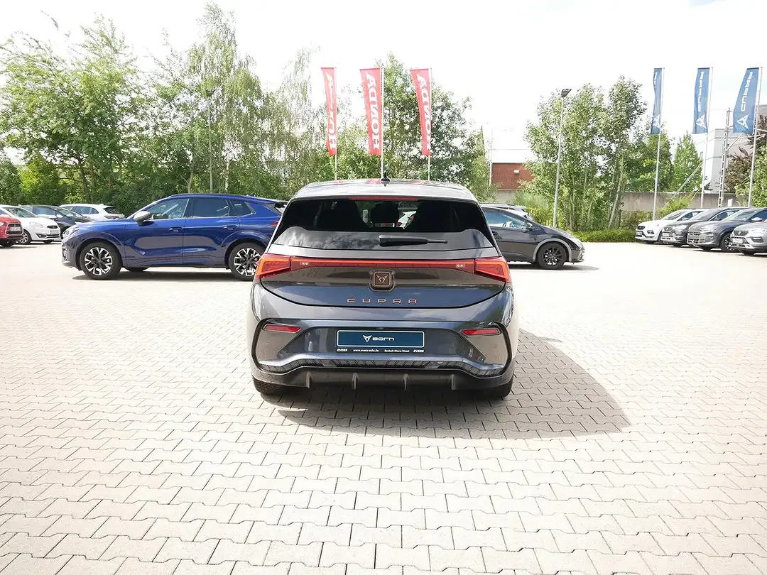 CUPRA Born - Thumbnail 6