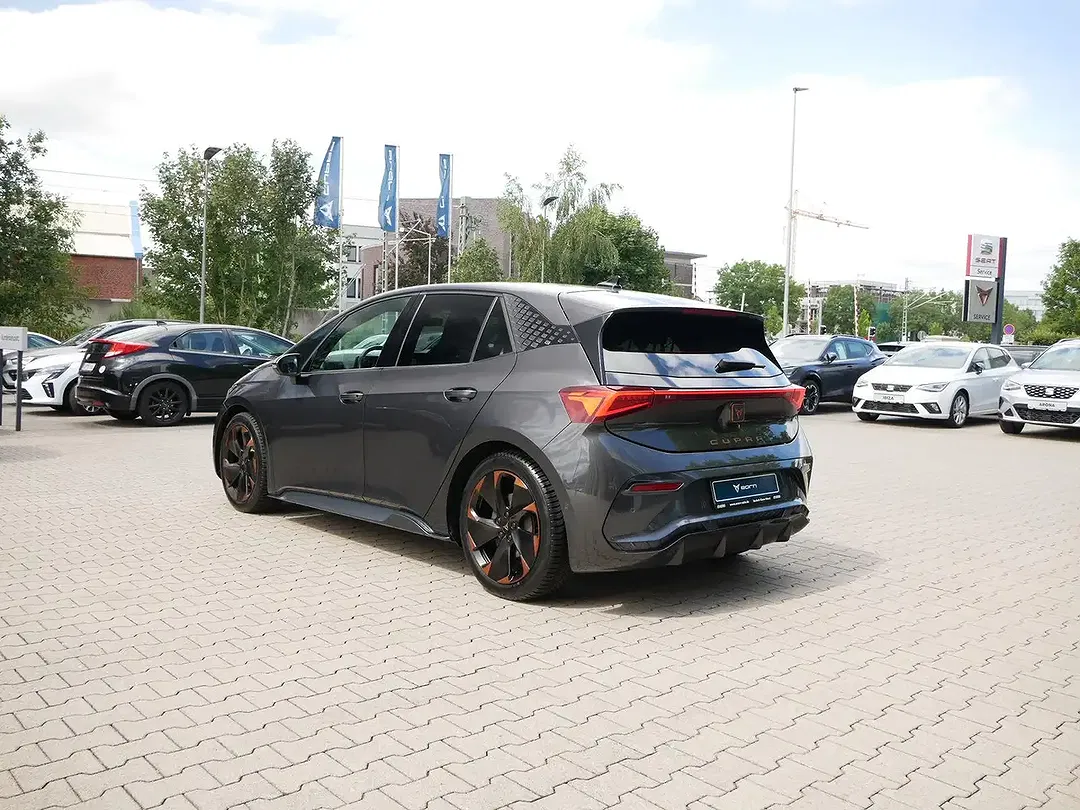 CUPRA Born - Thumbnail 7