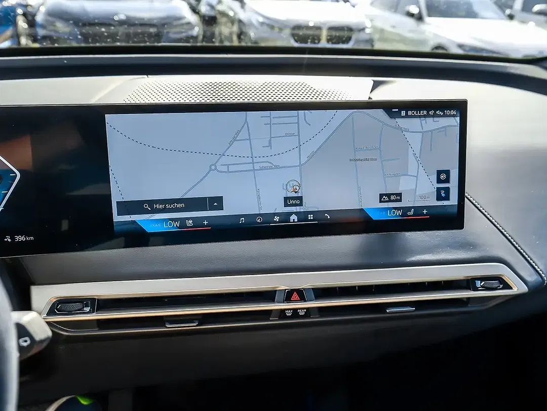 BMW iX - Thumbnail 14