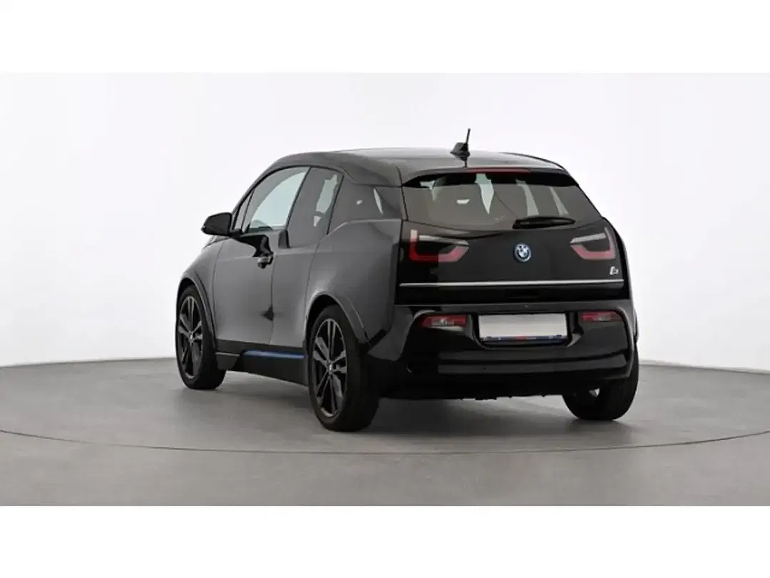 BMW i3 - Thumbnail 12