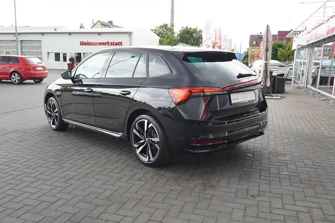 Skoda Scala - Thumbnail 2