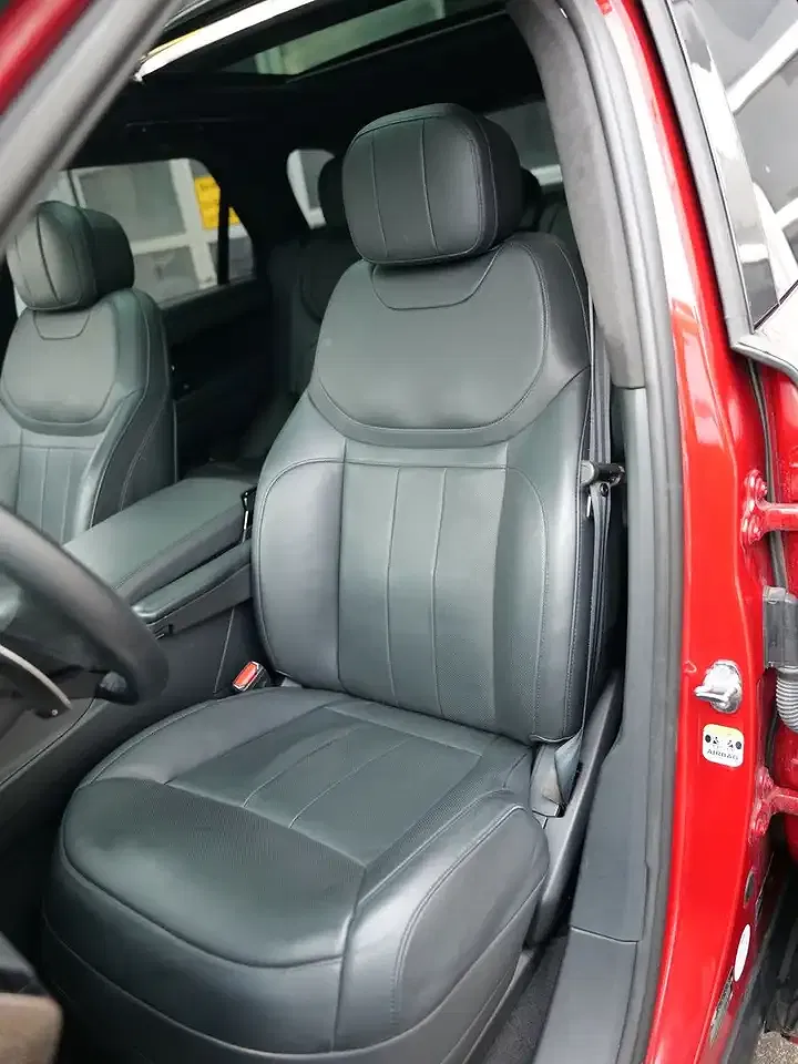 Land Rover Range Rover Sport - Thumbnail 11