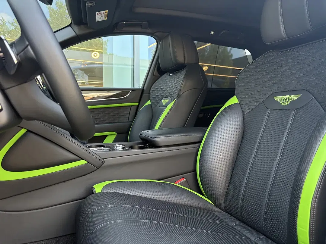 Bentley Bentayga - Thumbnail 8