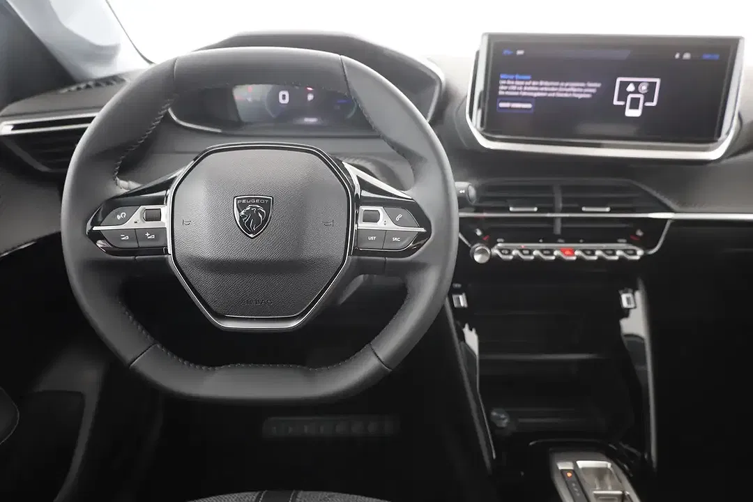 Peugeot 208 - Thumbnail 9
