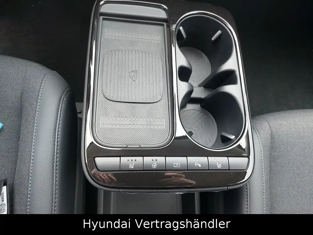 Hyundai IONIQ 5 - Thumbnail 13