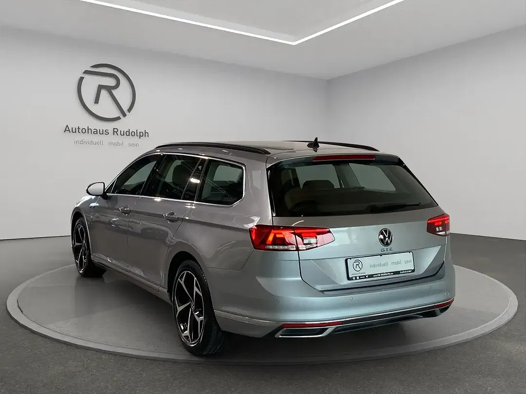 Volkswagen Passat Variant 1.4 TSI eHybrid DSG GTE - foto 2