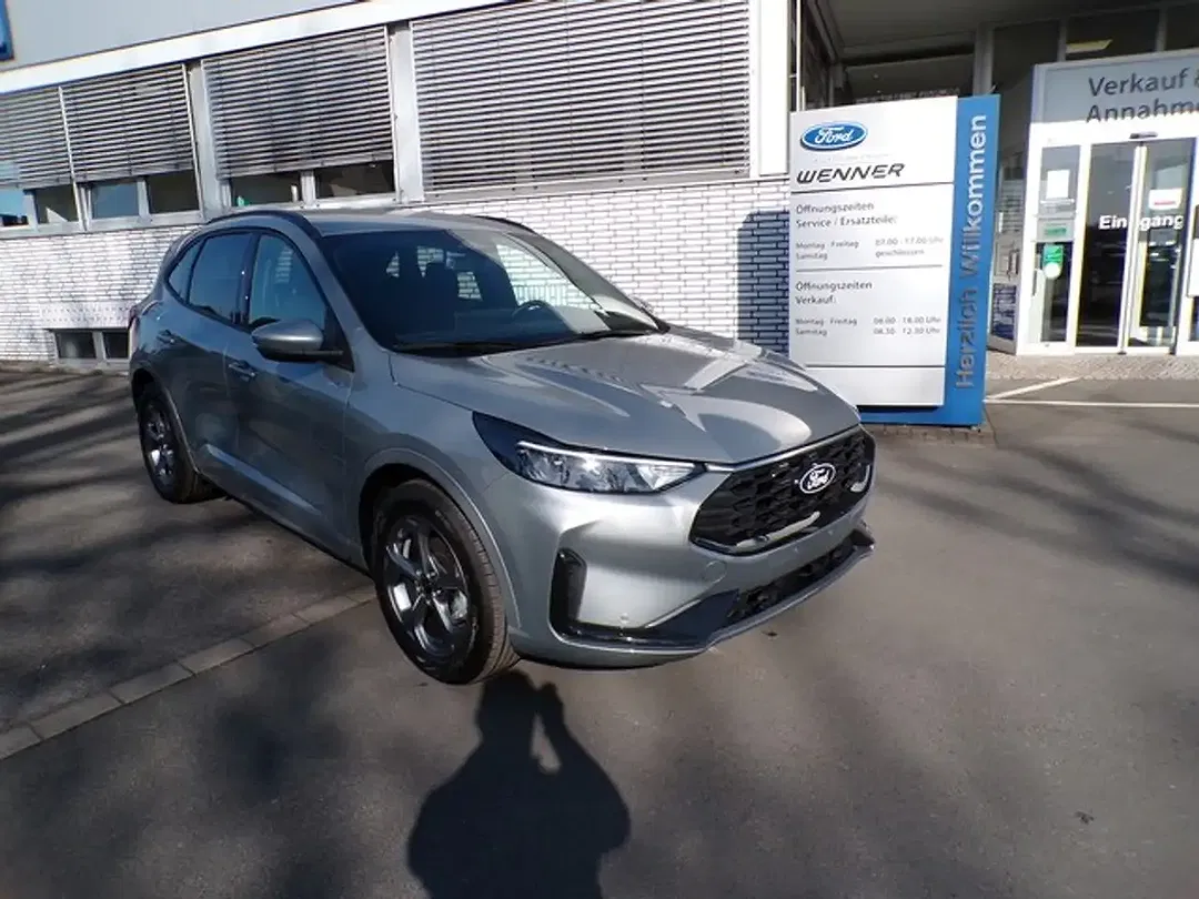 Ford Kuga - Thumbnail 3
