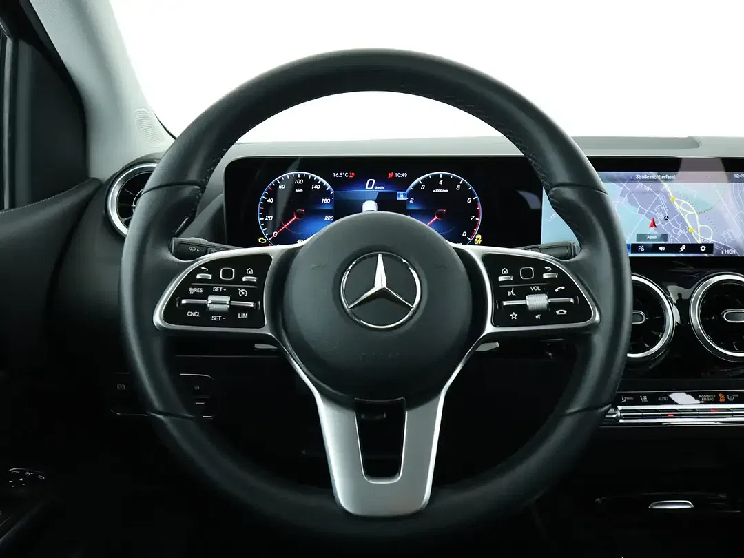 Mercedes-Benz B 200 - Thumbnail 11