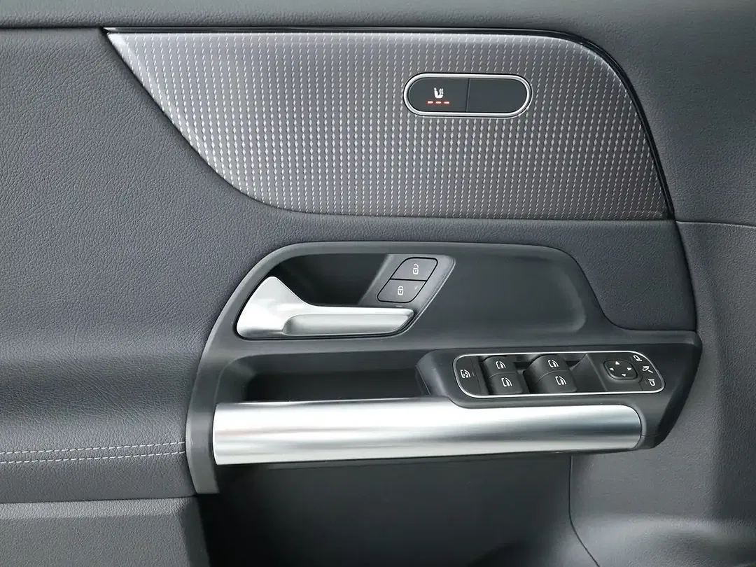 Mercedes-Benz B 200 - Thumbnail 20