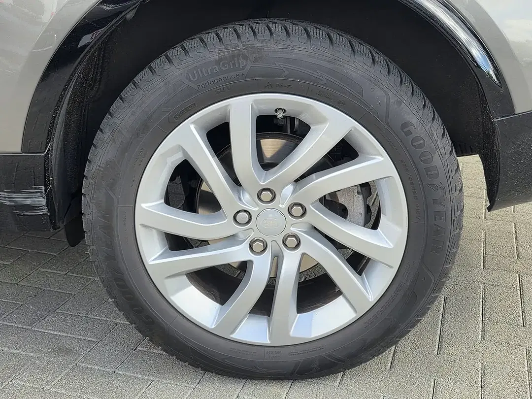 Land Rover Discovery - Thumbnail 14