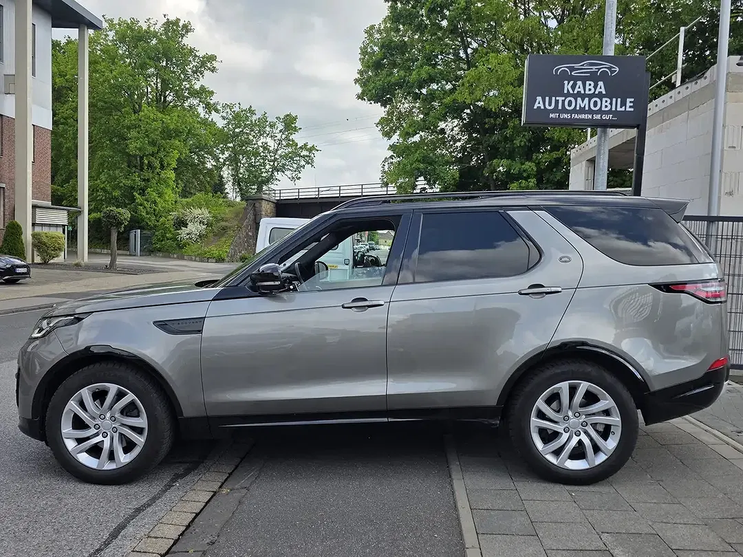 Land Rover Discovery - Thumbnail 3