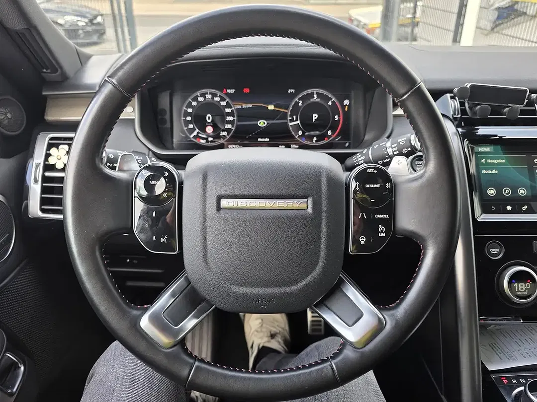 Land Rover Discovery - Thumbnail 5