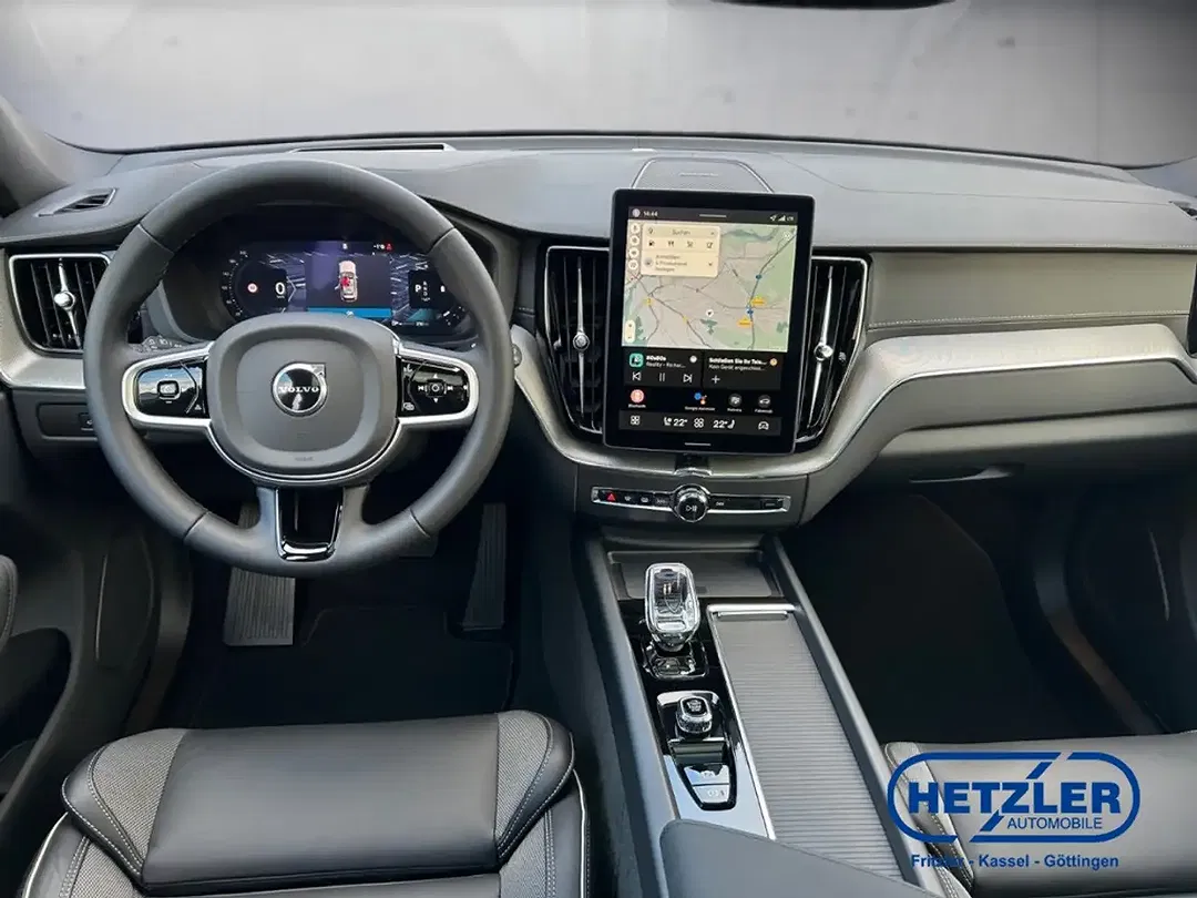 Volvo XC60 - Thumbnail 11