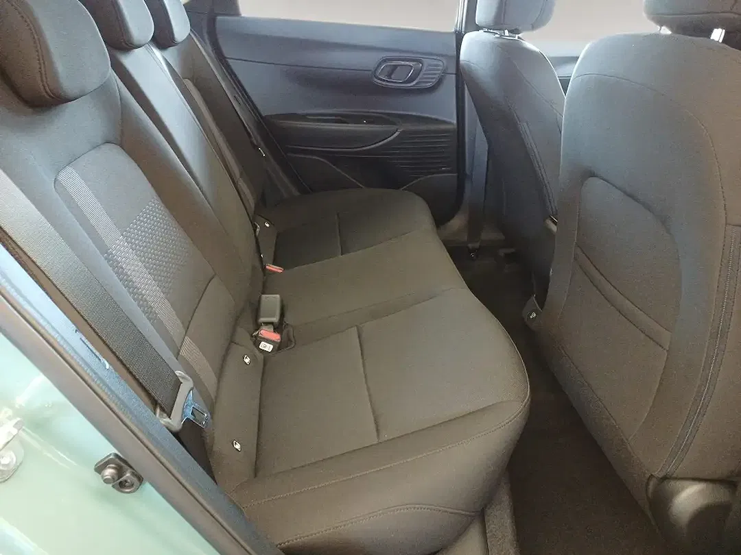 Hyundai i20 - Thumbnail 13