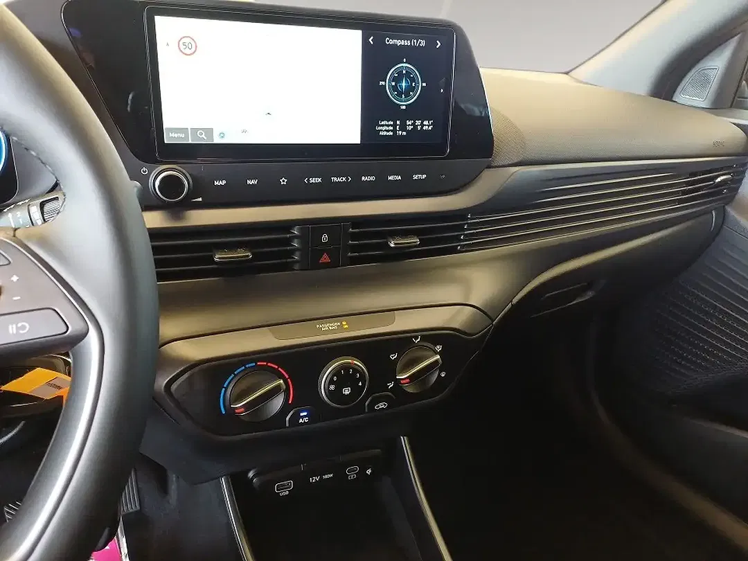 Hyundai i20 - Thumbnail 9