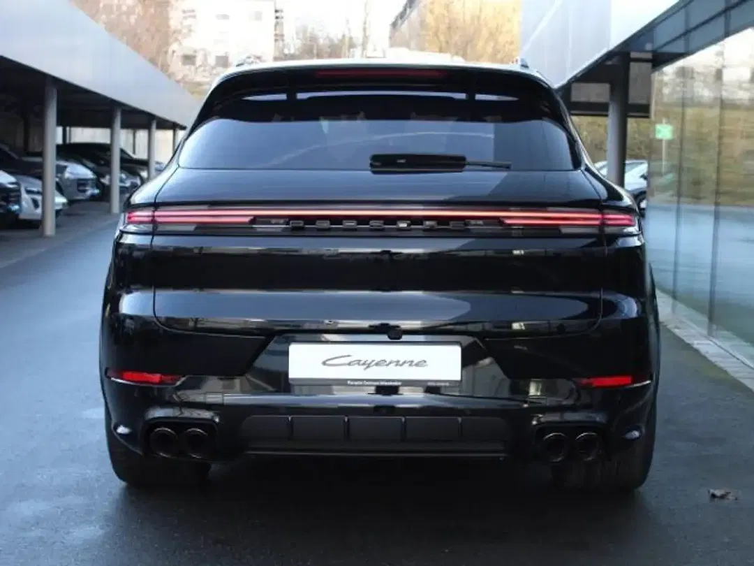 Porsche Cayenne - Thumbnail 10