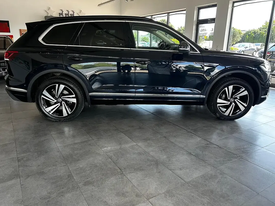 Volkswagen Touareg - Thumbnail 5
