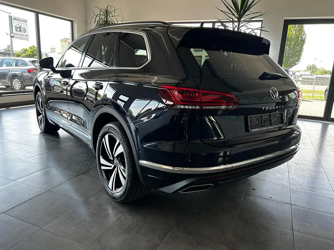 Volkswagen Touareg - Thumbnail 8