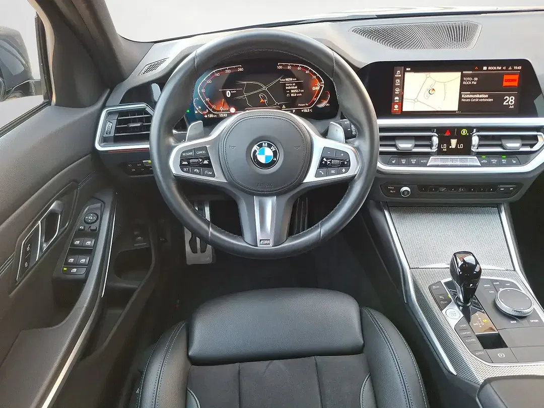 BMW 330 - Thumbnail 13