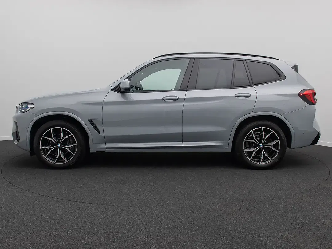 BMW X3 - Thumbnail 11