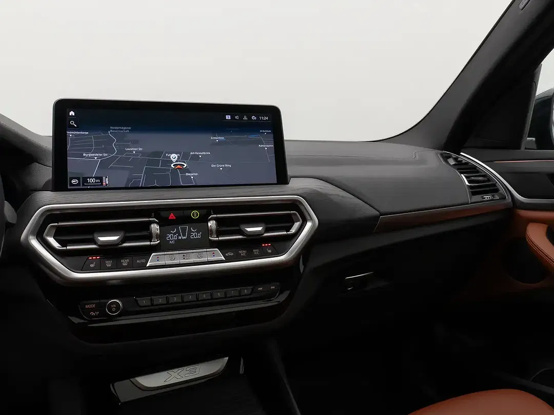 BMW X3 - Thumbnail 21