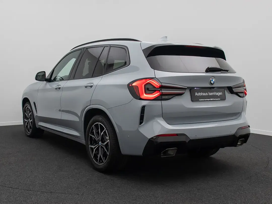 BMW X3 - Thumbnail 9