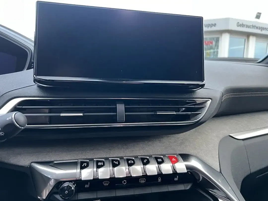 Peugeot 3008 - Thumbnail 12