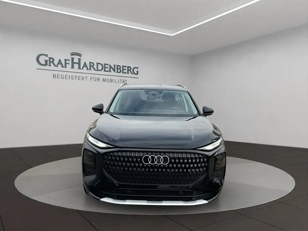 Audi Q3 - Thumbnail 8