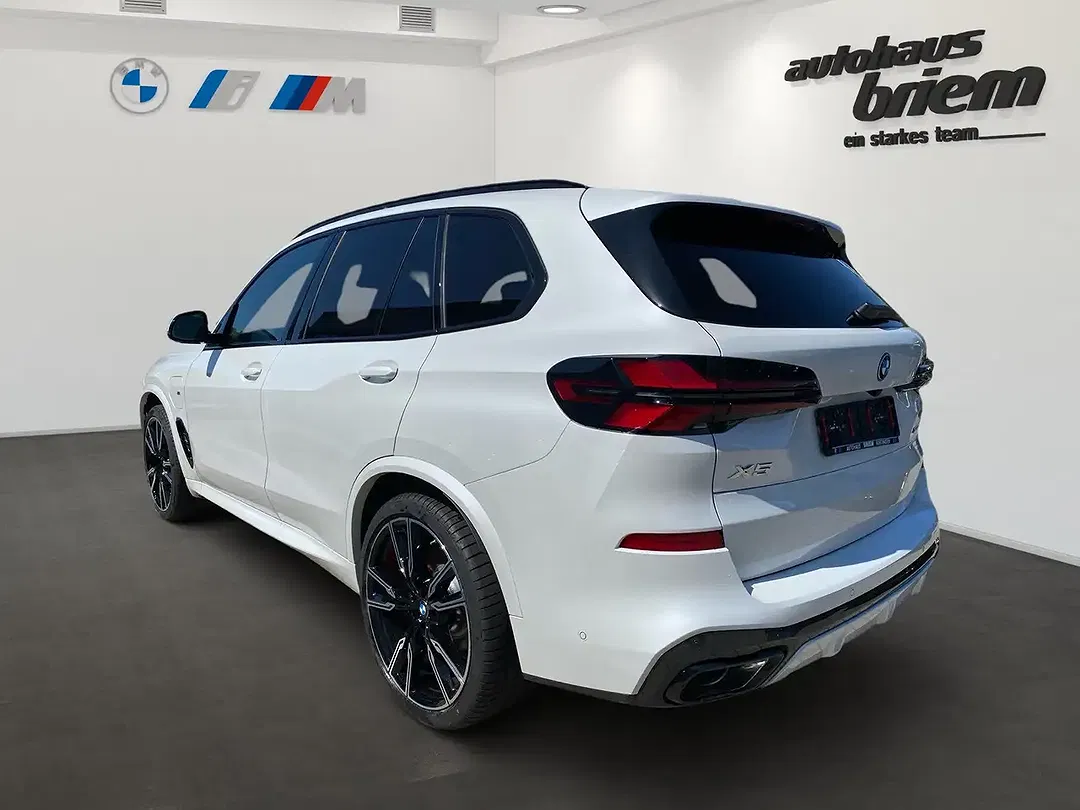 BMW X5 - Thumbnail 4