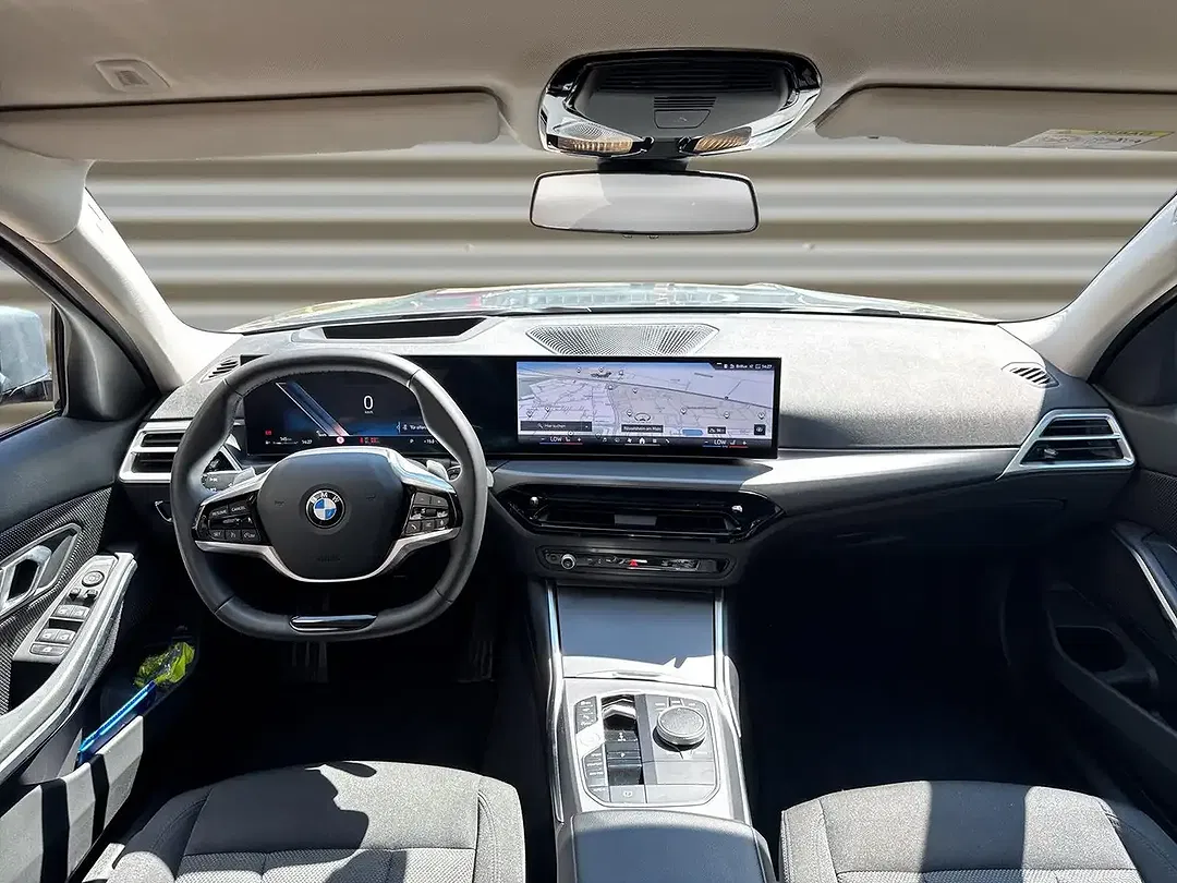 BMW 318 - Thumbnail 10