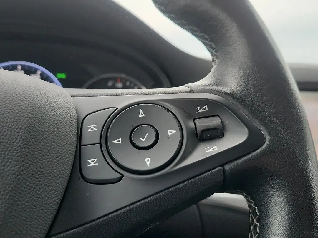 Opel Astra - Thumbnail 7