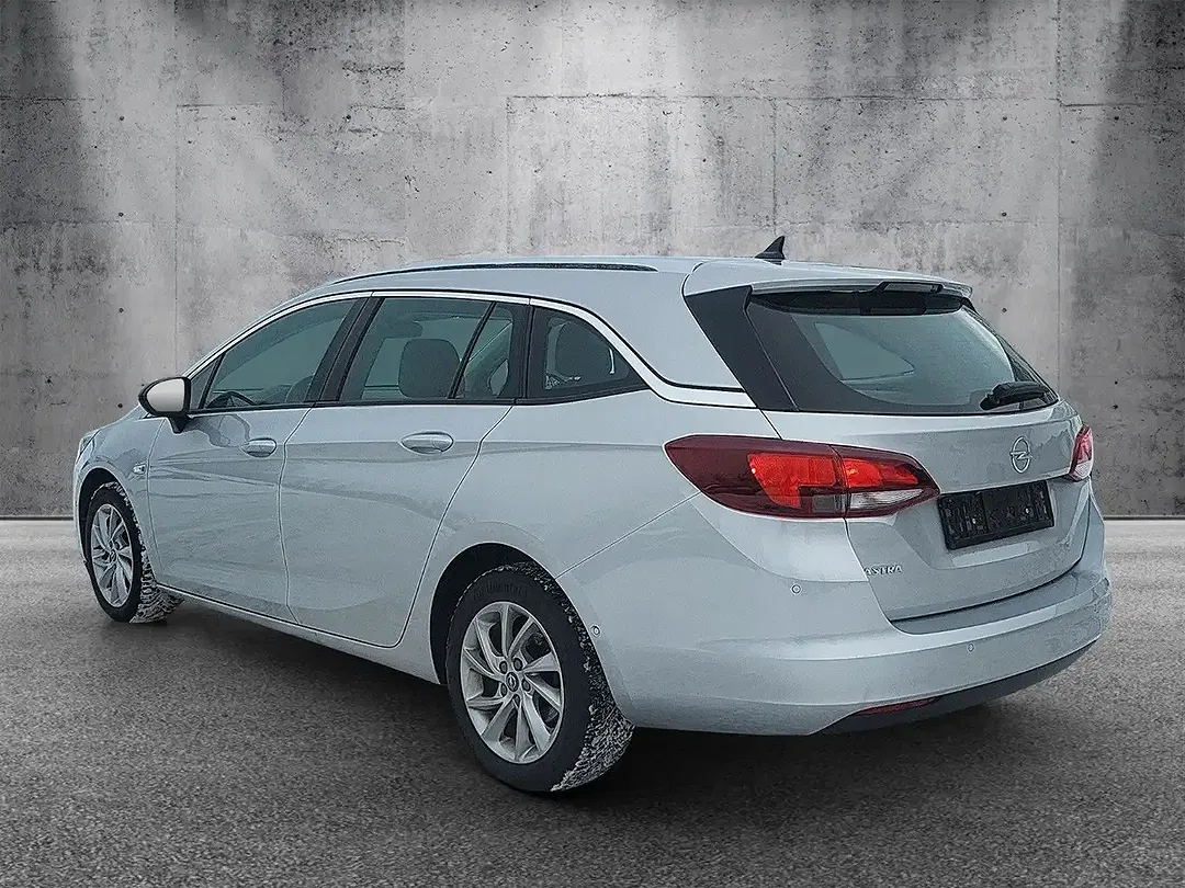 Opel Astra Premium - foto 2