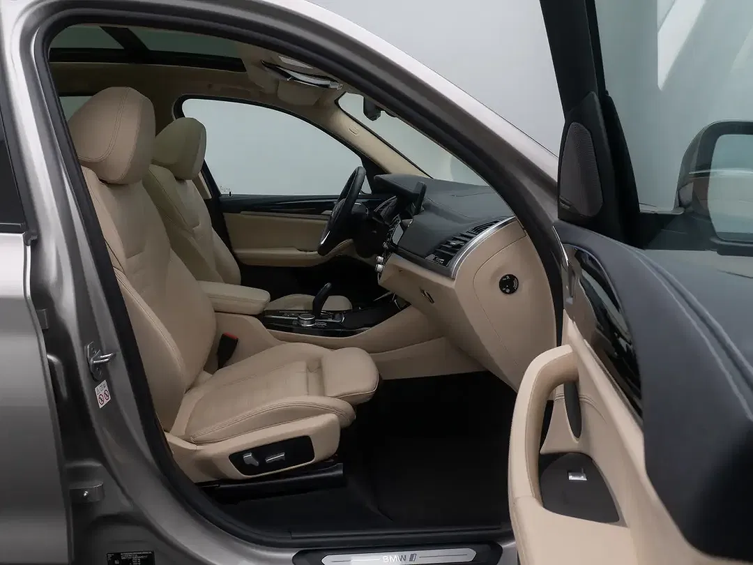 BMW X3 - Thumbnail 24