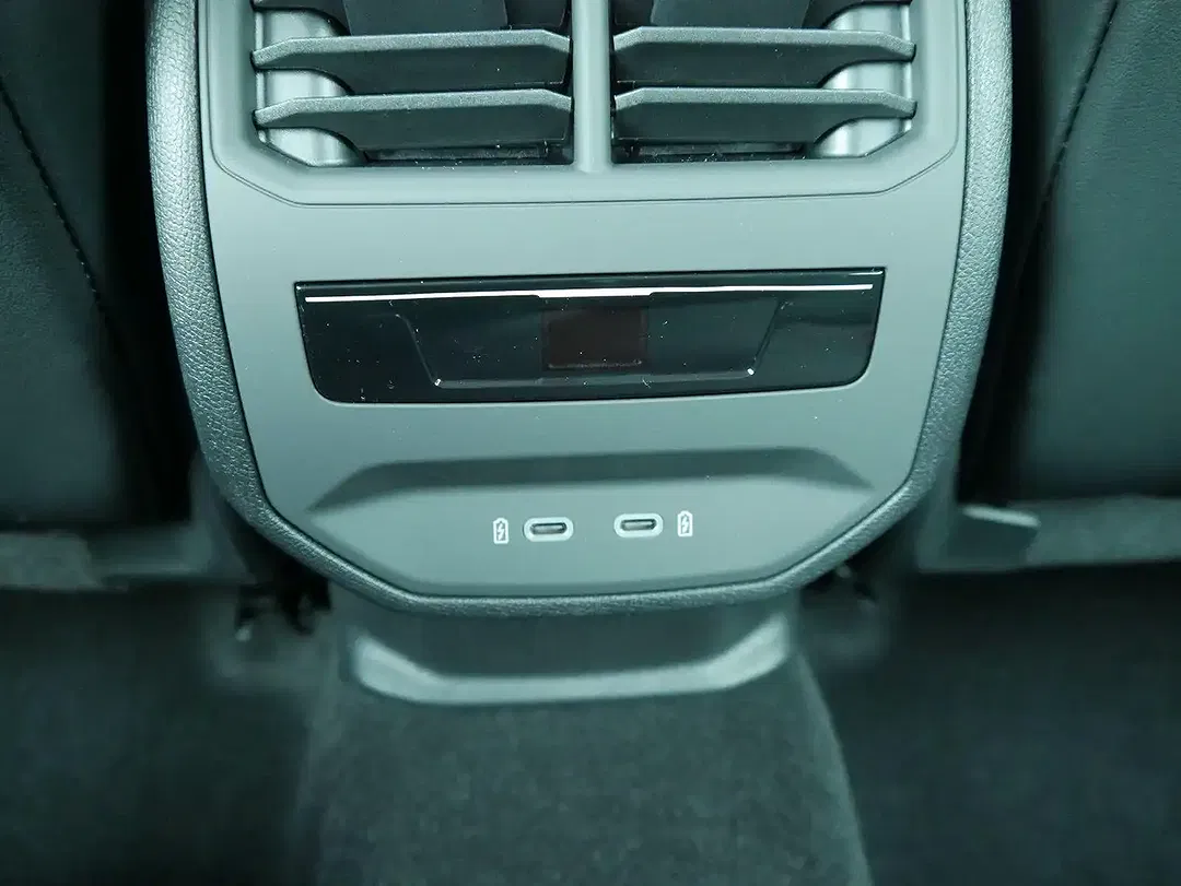 SEAT Leon - Thumbnail 9