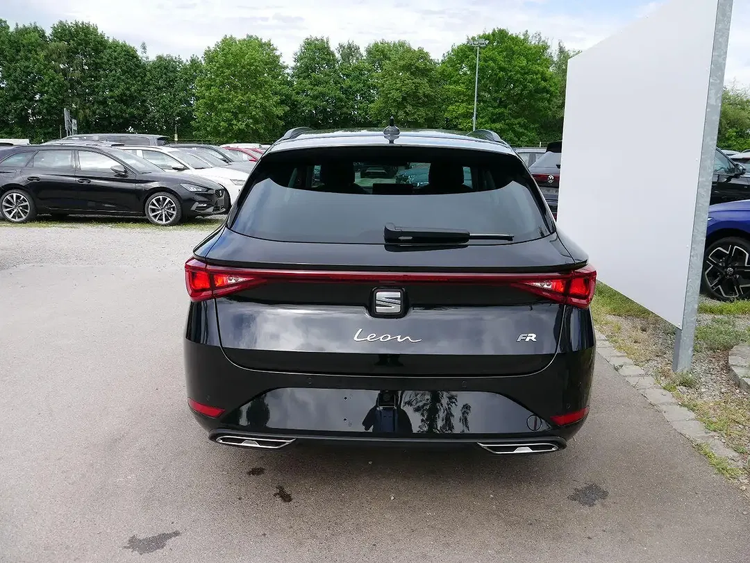 SEAT Leon 2.0 TDI DSG FR - foto 2