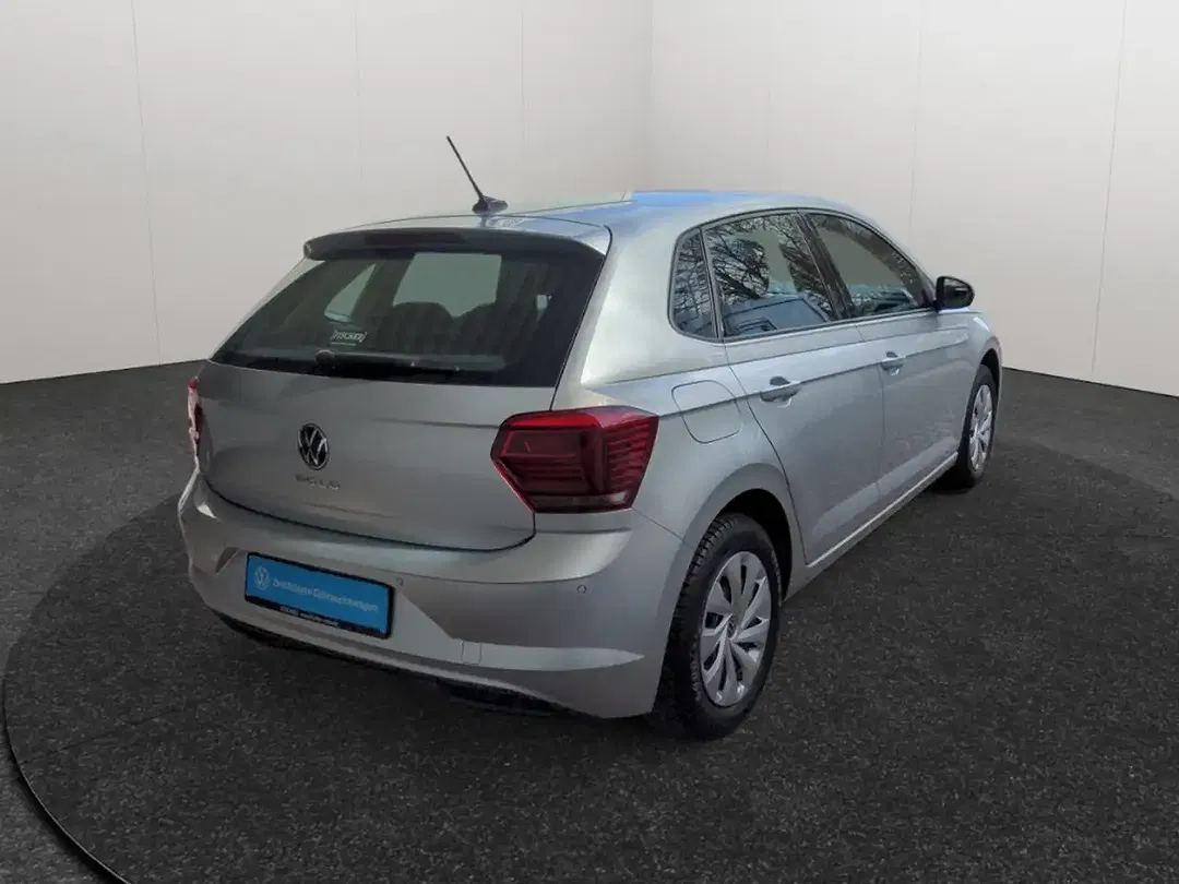 Volkswagen Polo - Thumbnail 5