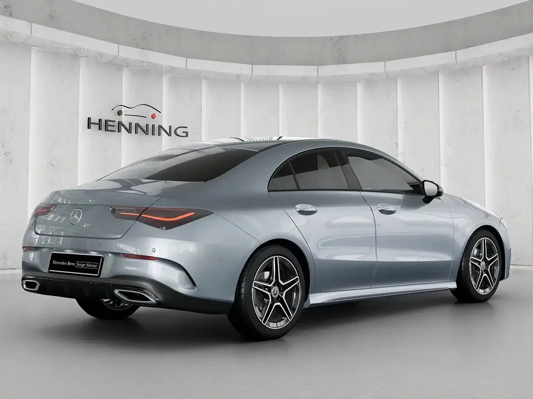 Mercedes-Benz CLA 180 - Thumbnail 4