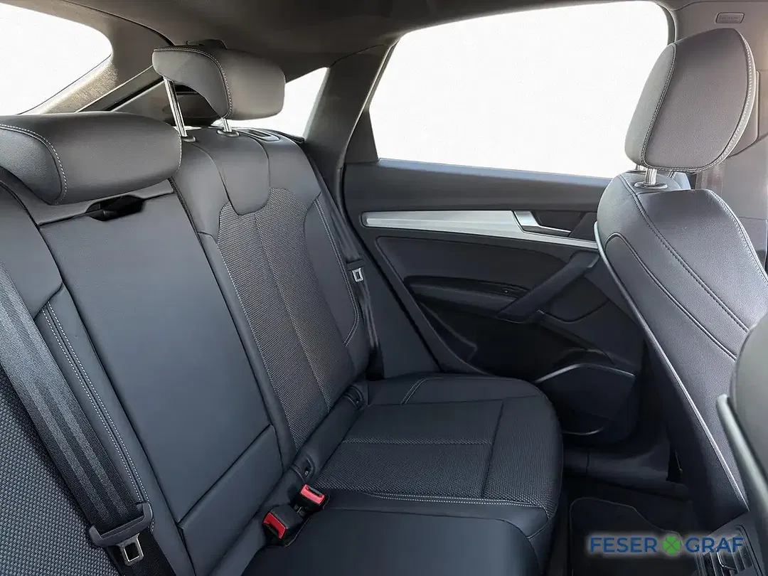 Audi Q5 - Thumbnail 11