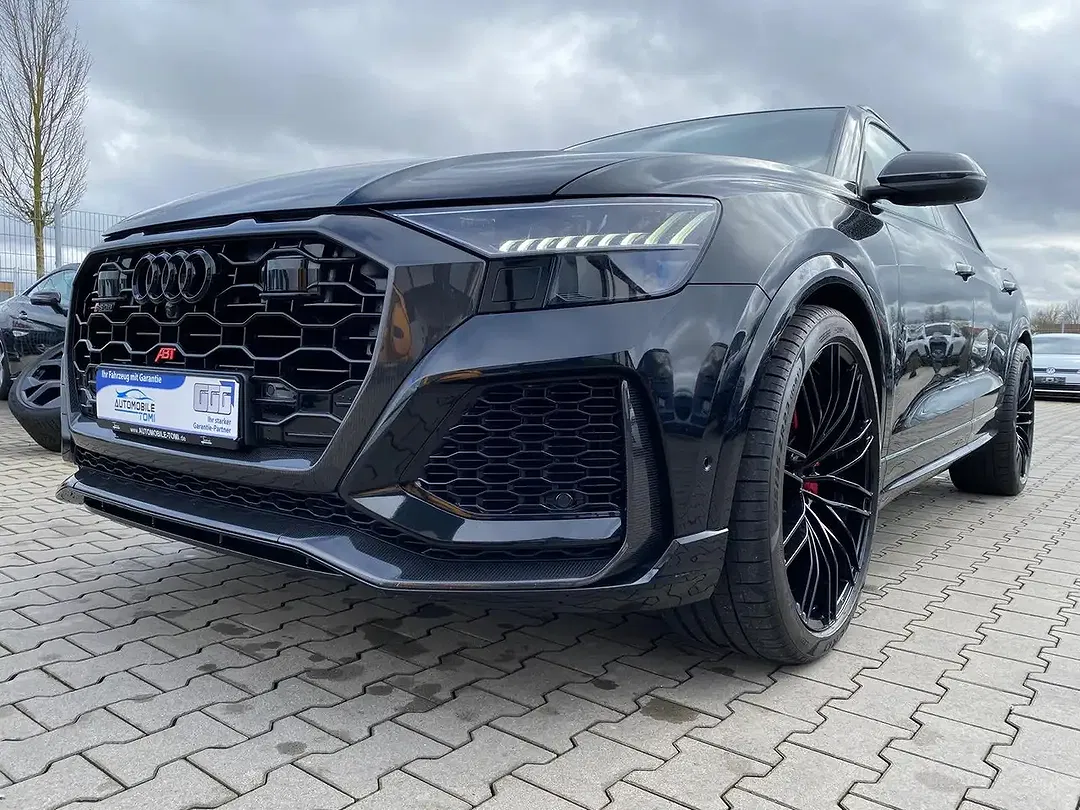 Audi RS Q8 - Thumbnail 11