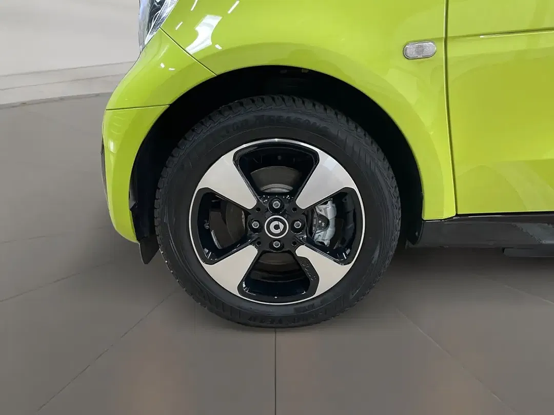 smart forTwo - Thumbnail 12