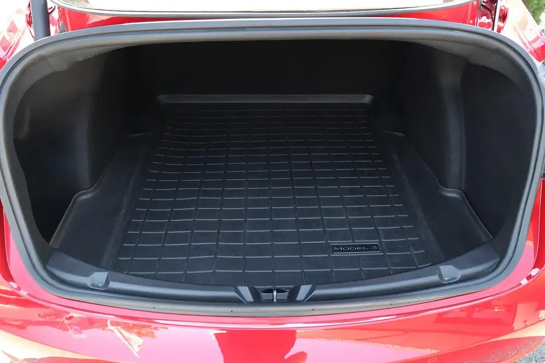 Tesla Model 3 AWD Performance - foto 15