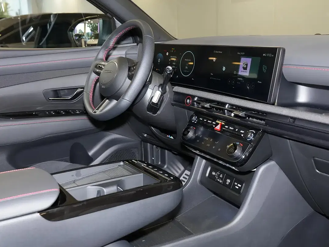 Hyundai TUCSON - Thumbnail 3