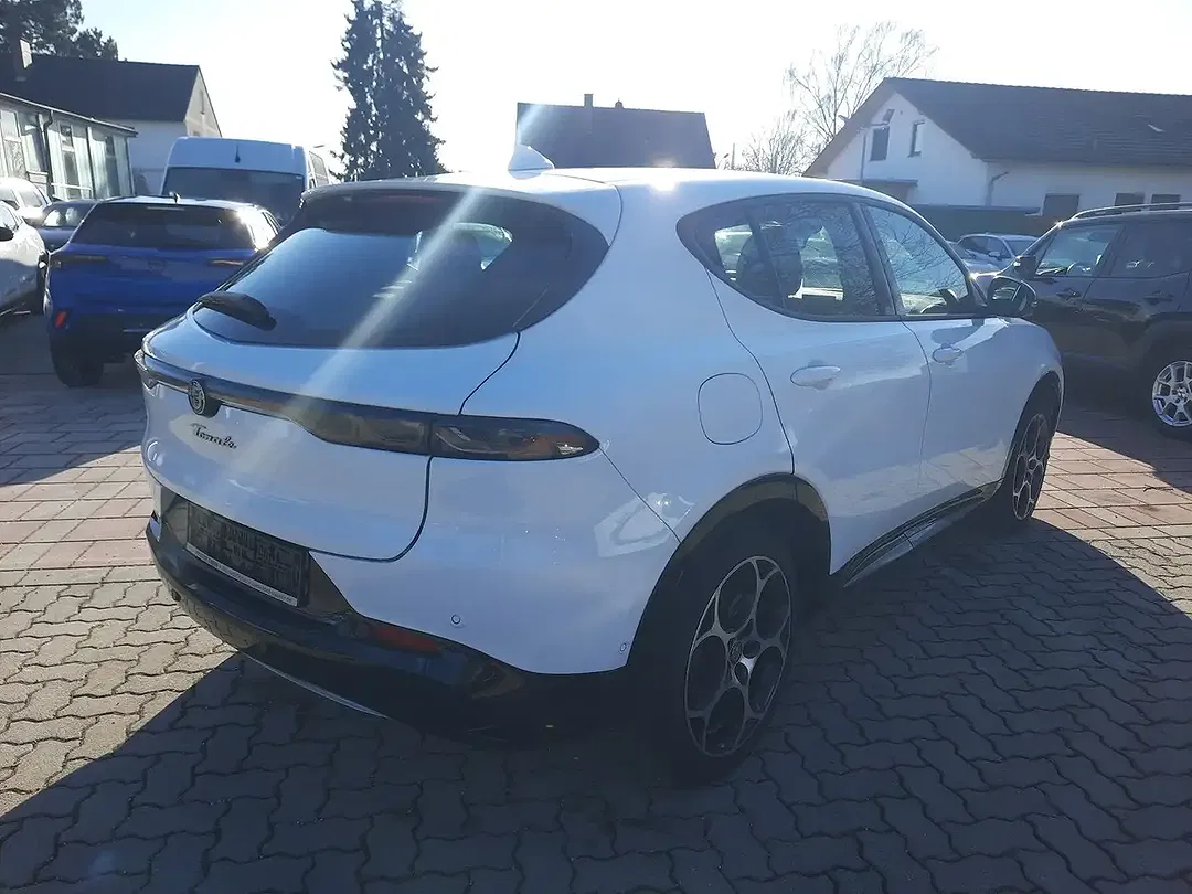 Alfa Romeo Tonale - Thumbnail 3