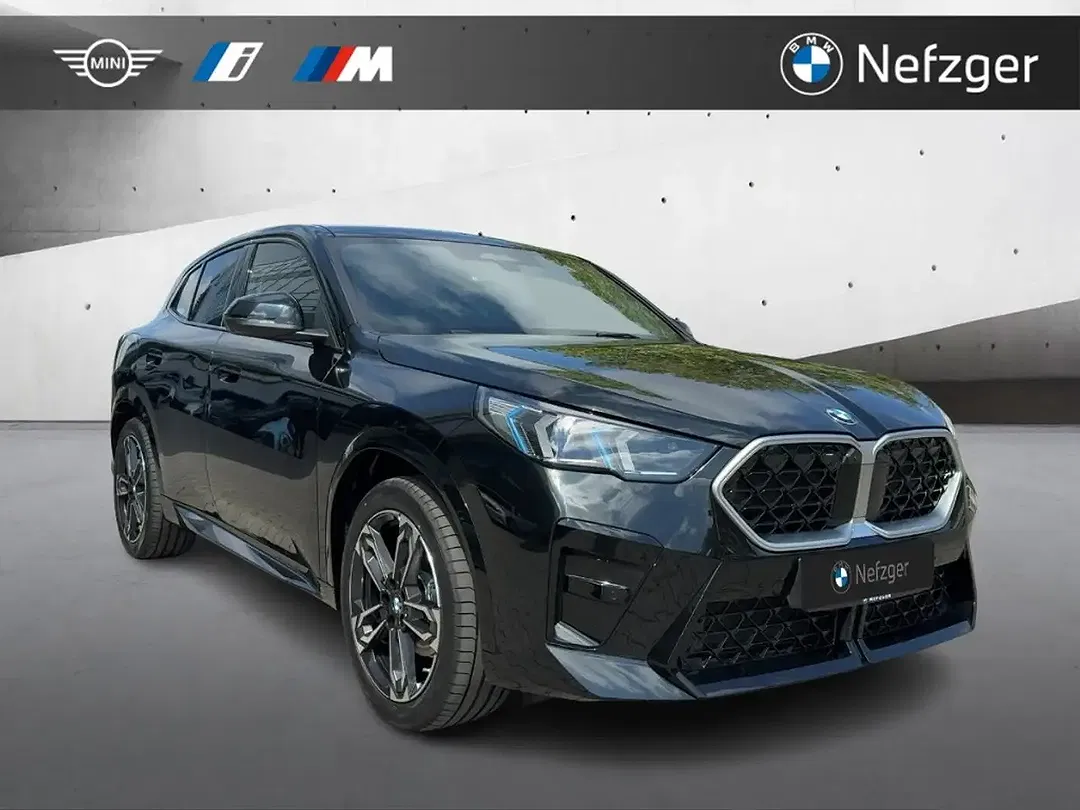BMW X2 - Thumbnail 5