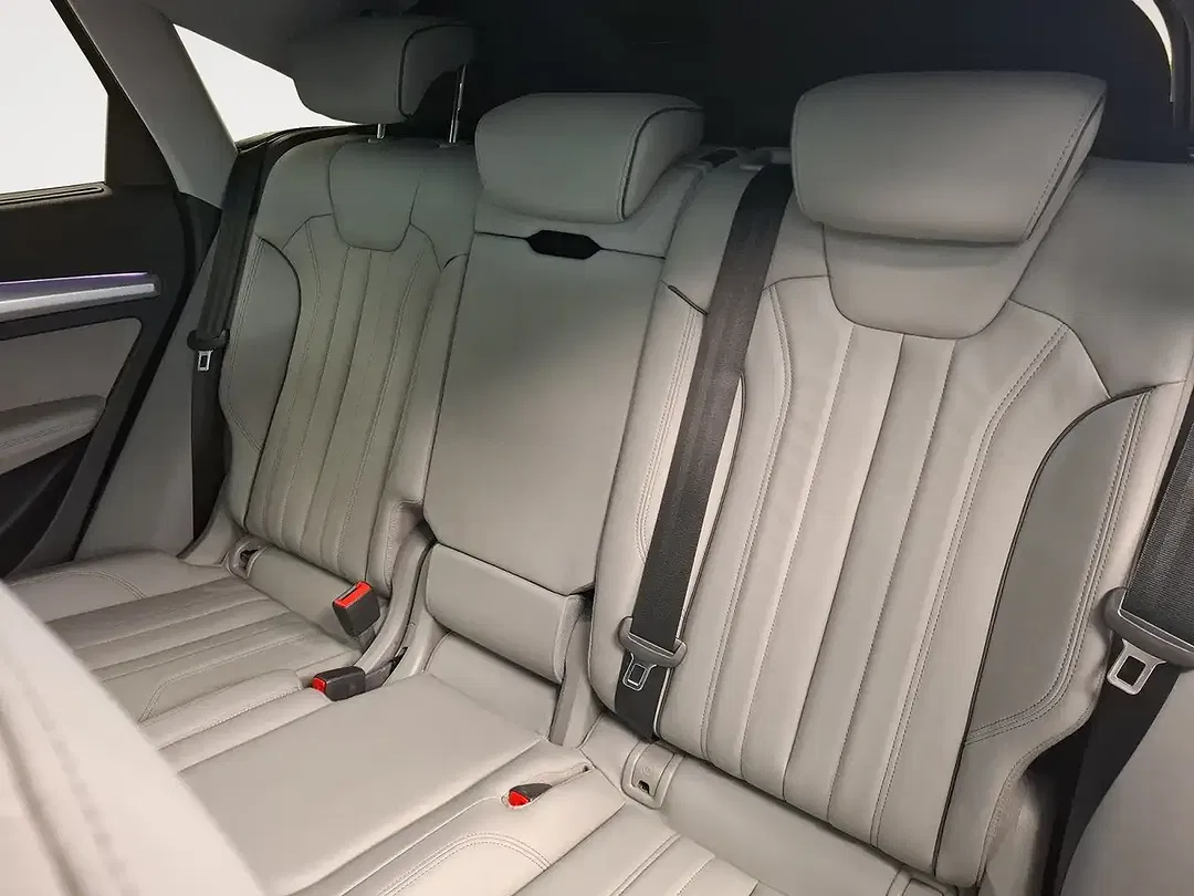 Audi Q5 - Thumbnail 9