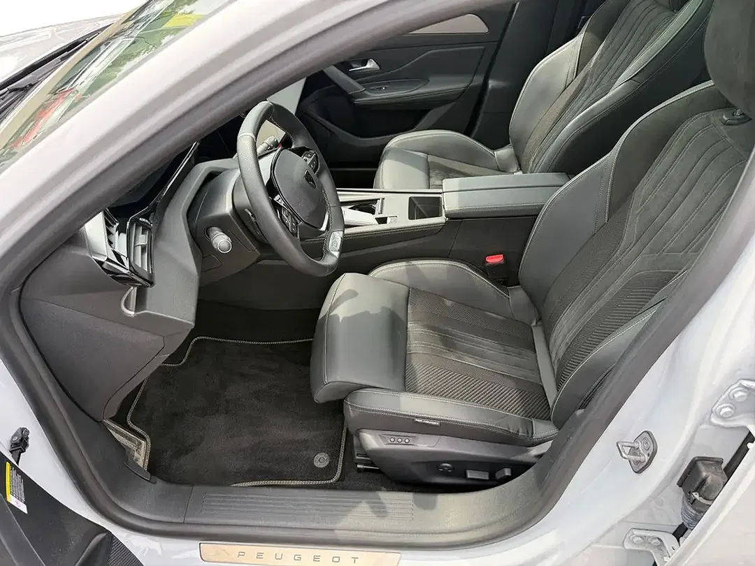 Peugeot 308 - Thumbnail 5