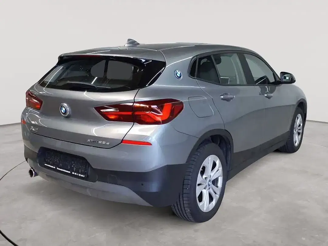 BMW X2 - Thumbnail 4